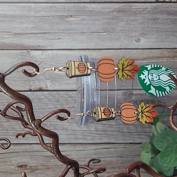 NEW WOODEN PUMPKIN COFFEE MAPLE LEAF DANGLE EARRINGS - Picture 1 of 5